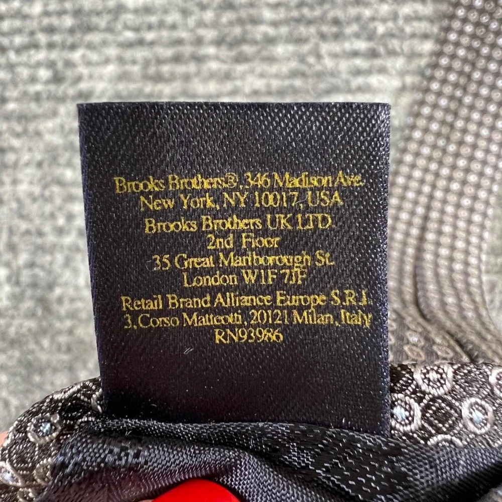 Brooks Brothers Silk Geometric Pattern Tie Mens Dark Brown Blue White classy $$$